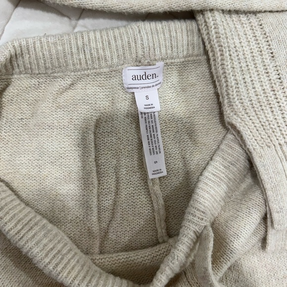 Cozy Knit Sweater and Pants Set in beige - Picture 2 of 8